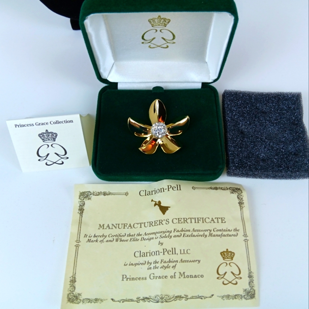 Clarion-Pell Princess of Monaco Grace Kelly Goldtone & Crystal Flower Brooch